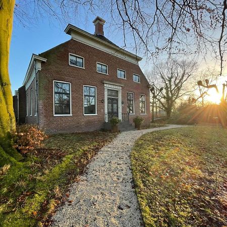 Suite in prachtige Groningse boerderij uit 1856 Schildwolde Buitenkant foto