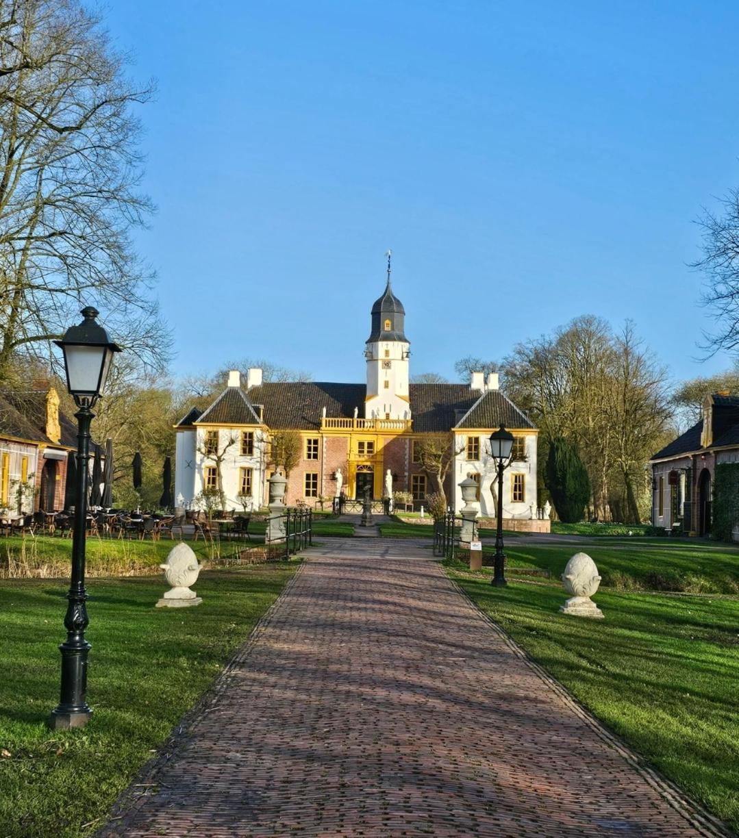 Suite in prachtige Groningse boerderij uit 1856 Schildwolde Buitenkant foto